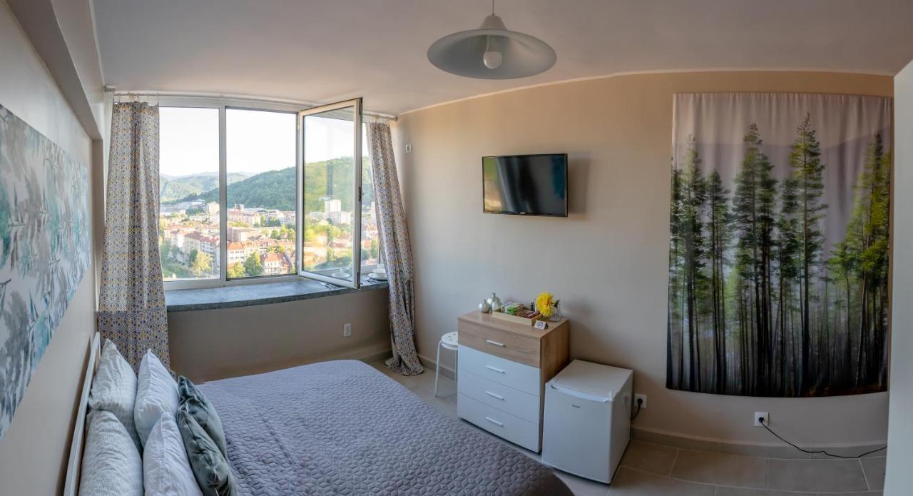 Adriano'S Studio Gabrovo Ngoại thất bức ảnh